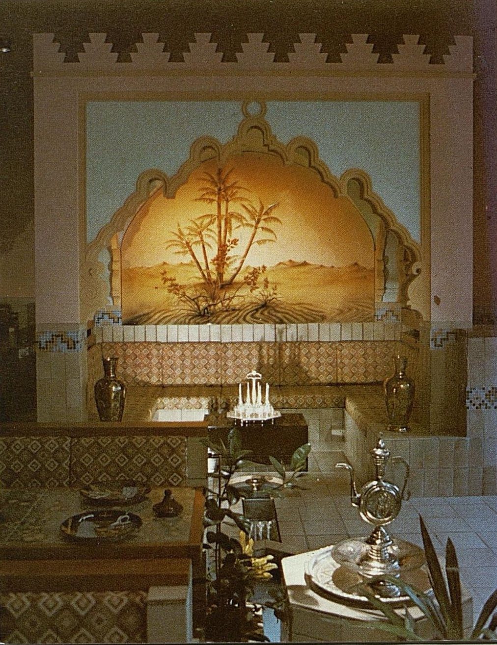 The Charly de Bab el Oued dining room, Porte Maillot, in 1979